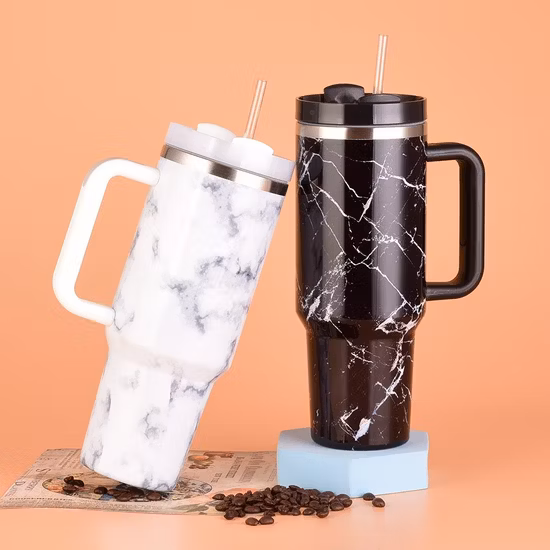 Caneca de viagem isolada de aço inoxidável reutilizável de 40 oz/1200 ml com alça